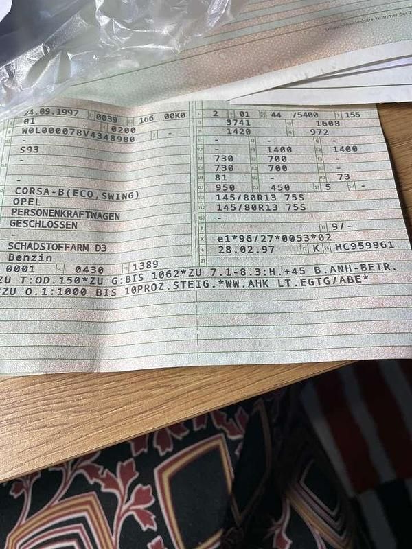 Gebraucht Opel Corsa Swing 60 PS (44 kW) 1997 Schwarz Limousine