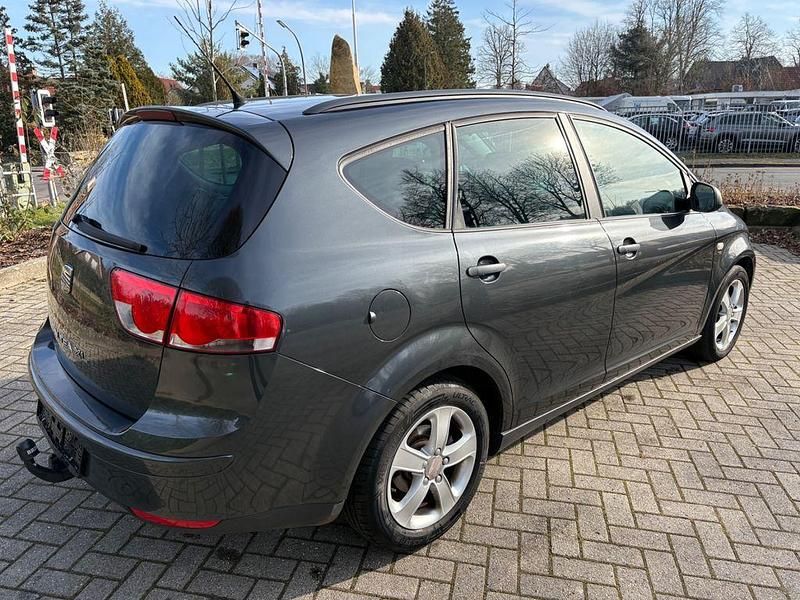 Gebraucht Seat Altea XL Sport 125 PS (91 kW) 2009 Grau Van / Kleinbus