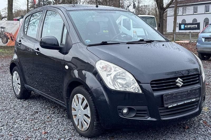 Gebraucht Suzuki Splash Club 94 PS (69 kW) 2011 Blau Kleinwagen