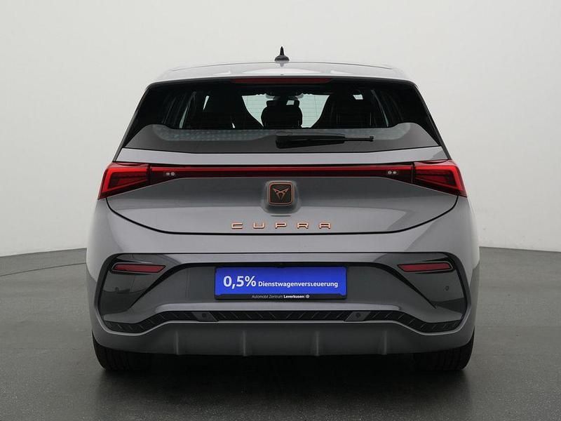 Gebraucht Cupra Born 150 kW (204 PS) 2023 Grau / vapor grey Kleinwagen
