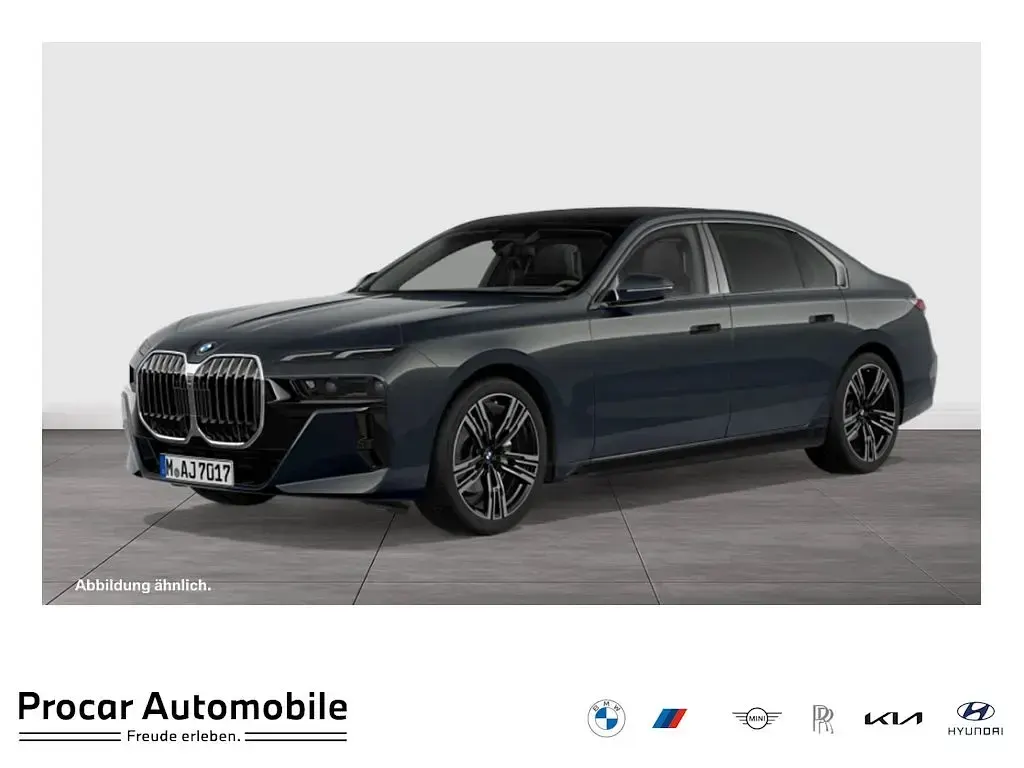 Second-hand BMW 740 M Sport 299 CP (219 kW) 2025 Berlinǎ