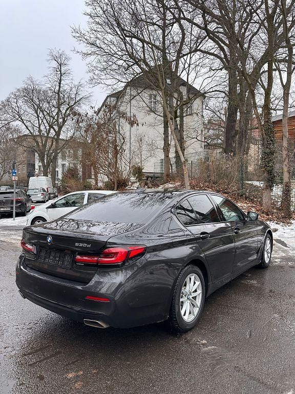 Gebraucht BMW 530 Shadowline 286 PS (210 kW) 2021 Grau Limousine