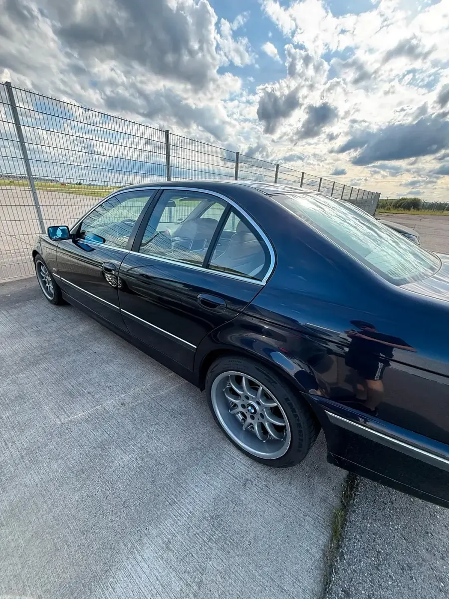 Gebraucht BMW 535 235 PS (172 kW) 1998 Blau Limousine