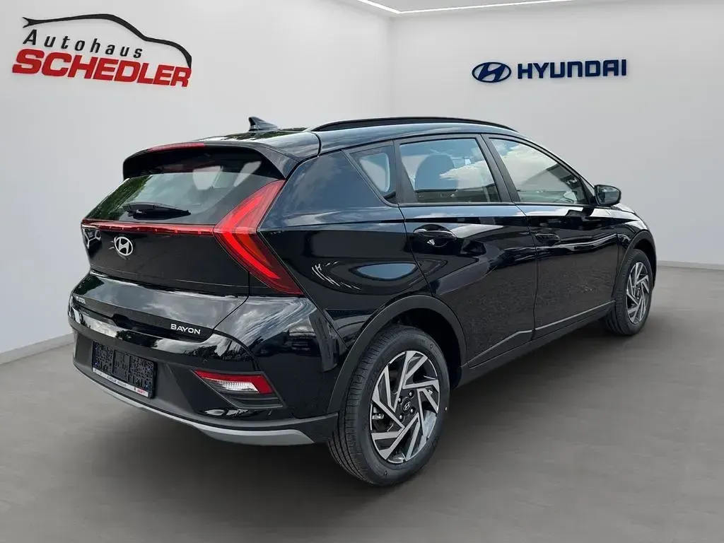 Neu Hyundai Bayon Comfort 90 PS (66 kW) 2026 Schwarz SUV