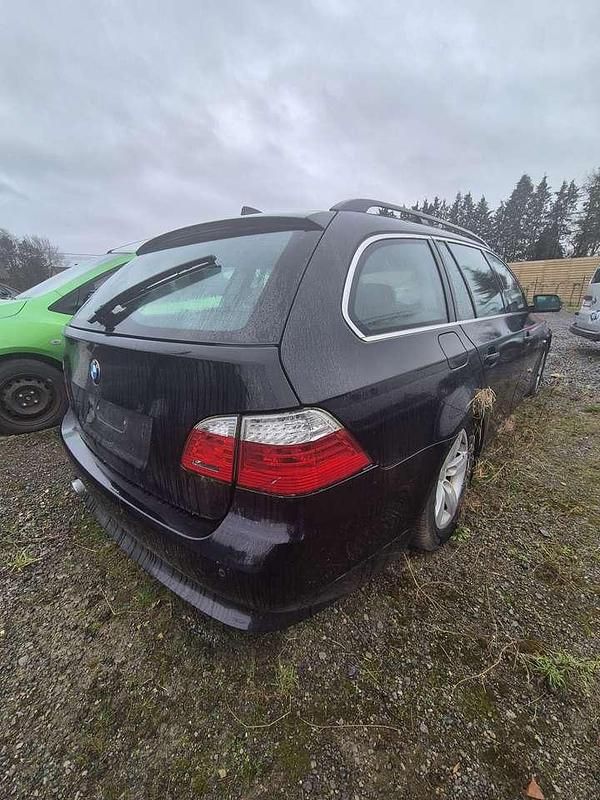 Gebraucht BMW 520 Exclusive 177 PS (130 kW) 2009 Kombi