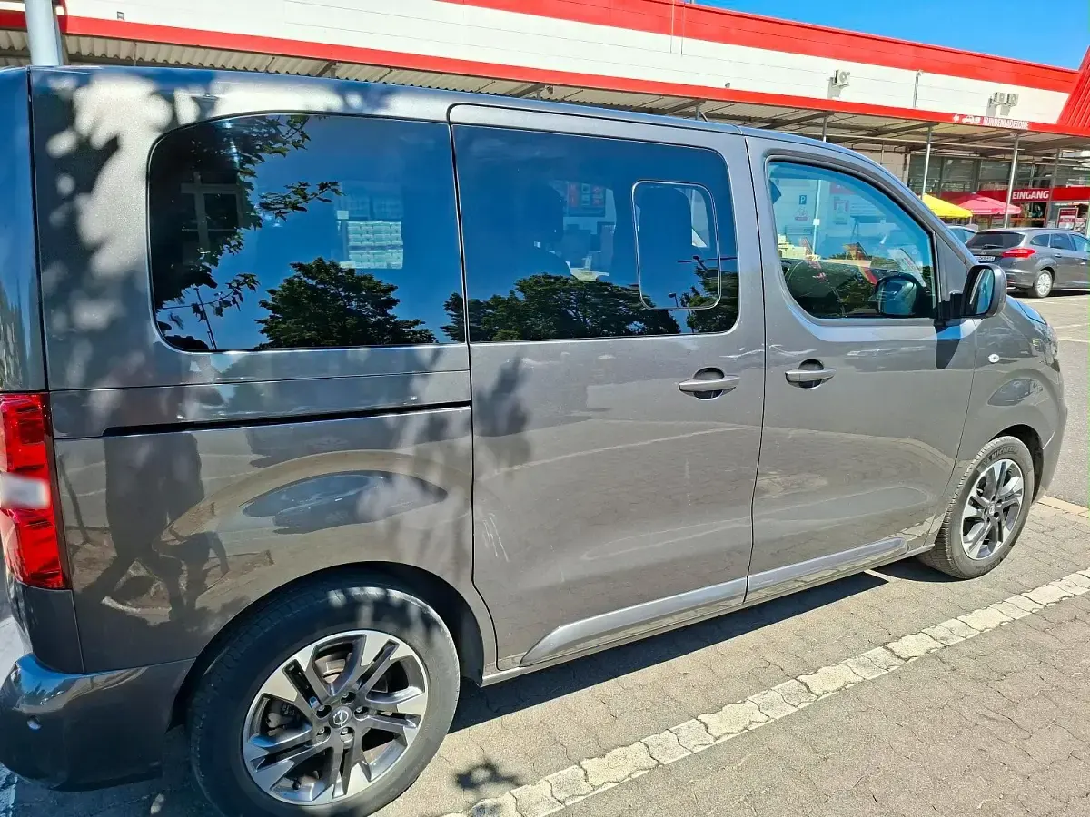 Gebraucht Opel Zafira Life Edition 115 PS (84 kW) 2021 Grau Van / Kleinbus