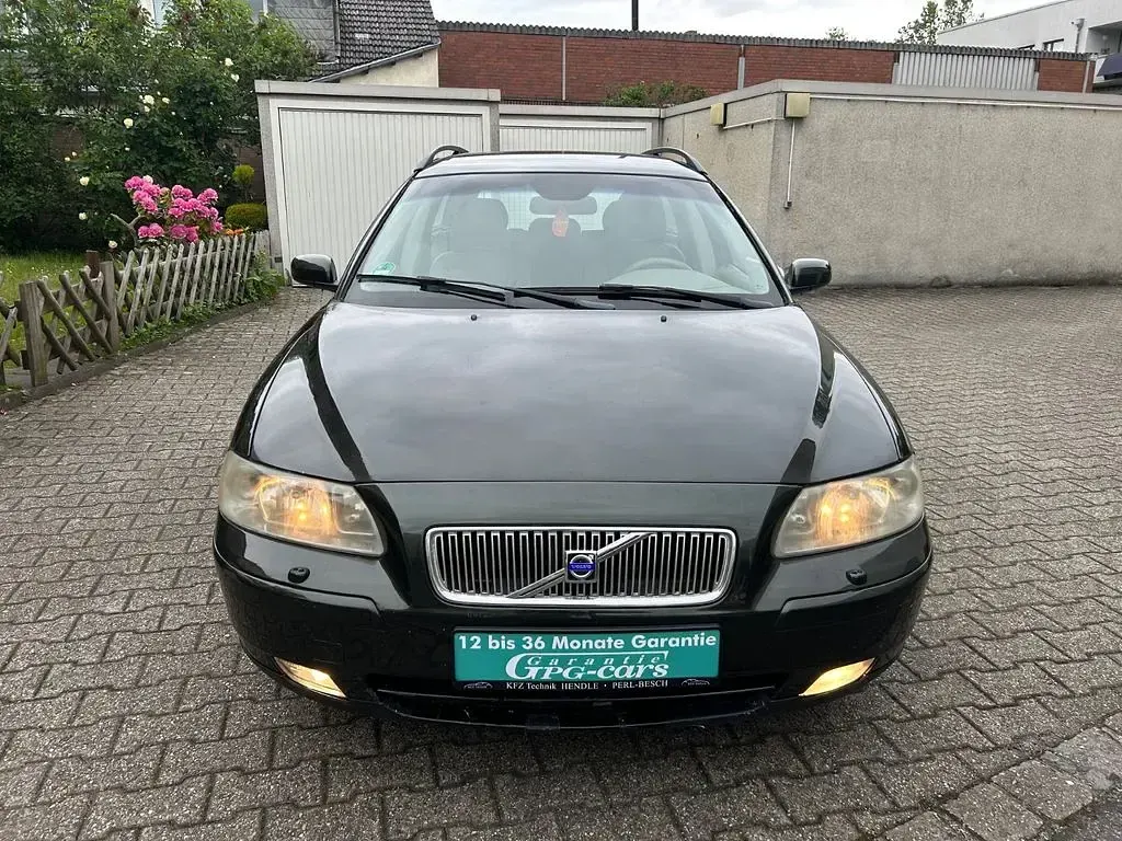 Używany Volvo V70 163 KM (119 kW) 2005 Zielony Kombi
