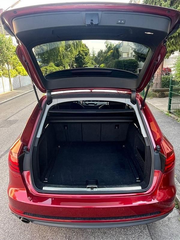 Gebraucht Audi A4 S-Line 150 PS (110 kW) 2016 Rot Kombi