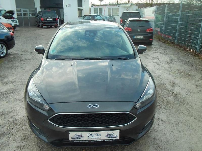 Usata Ford Focus 125 CV (91 kW) 2018 Grigio Berlina