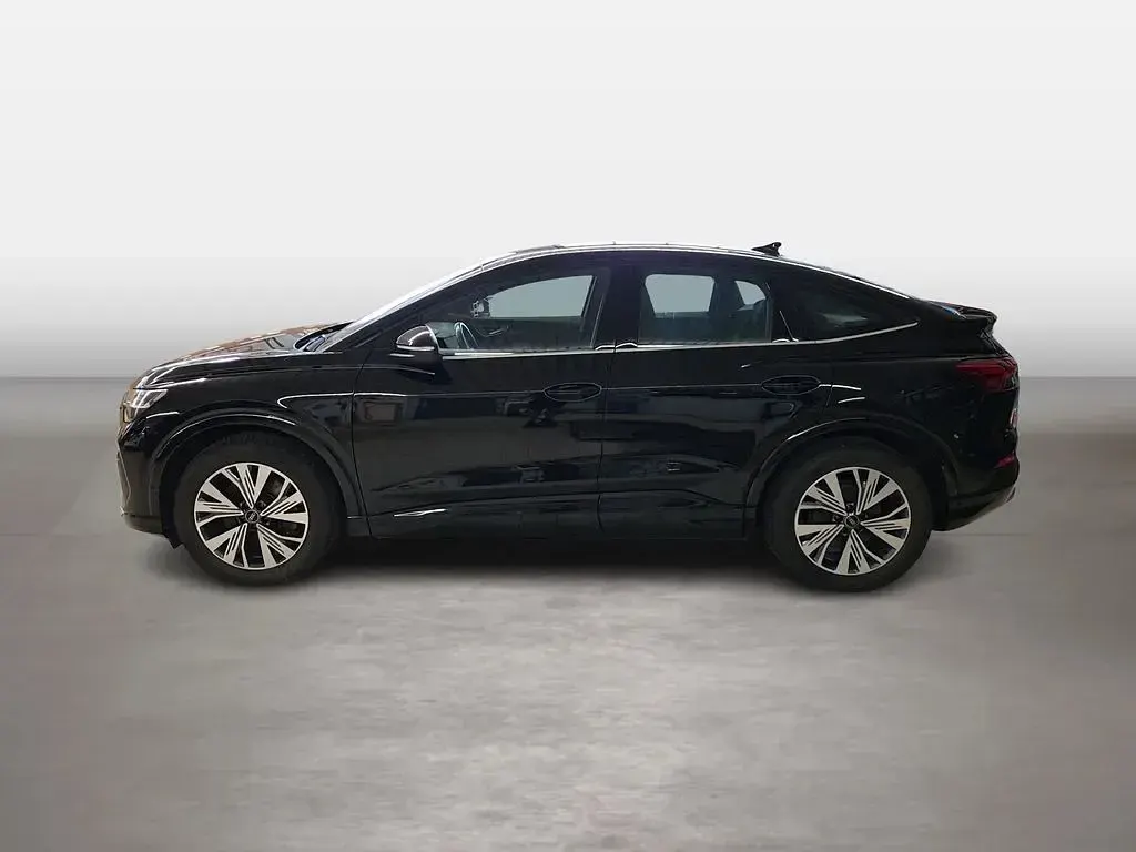 Gebraucht Audi Q4 Sportback e-tron Advanced Plus 150 kW (204 PS) 2023 Mythosschwarz SUV