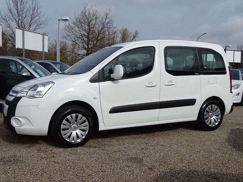 Gebraucht Citroën Berlingo 90 PS (66 kW) 2009 Weiß Van / Kleinbus