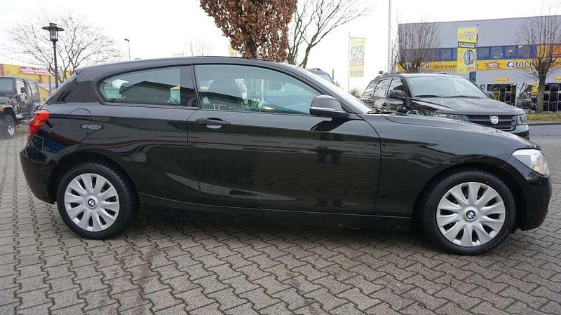 Gebraucht BMW 114 102 PS (75 kW) 2014 Schwarz ii Kleinwagen