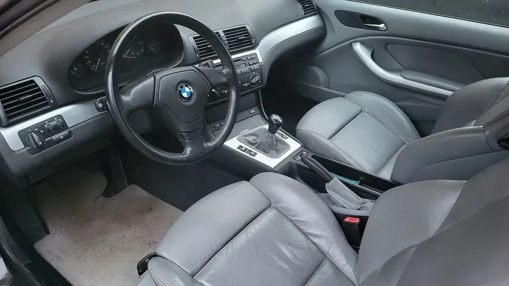 Gebraucht BMW 318 Performance 118 PS (86 kW) 2000 Schwarz Coupé