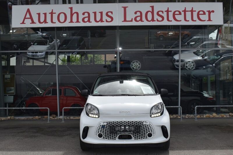 Gebraucht Smart ForFour Electric Drive 60 kW (82 PS) 2021 Weiß Kleinwagen