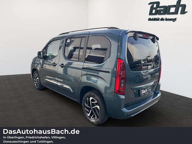 Gebraucht Toyota Proace Verso City 131 PS (96 kW) 2026 Libeccio blue Kombi