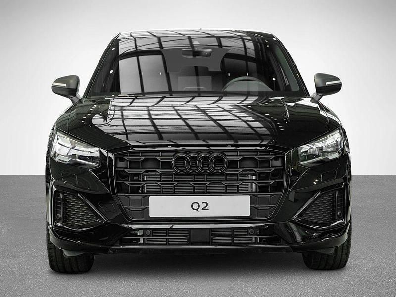 Neu Audi Q2 Advanced Plus 150 PS (110 kW) 2025 Mythosschwarz metallic SUV