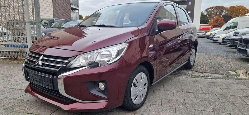 Braun Gebraucht 2020 Mitsubishi Space Star Plus Limousine | 8.490 € (Fairer Preis) - Bild 1/4