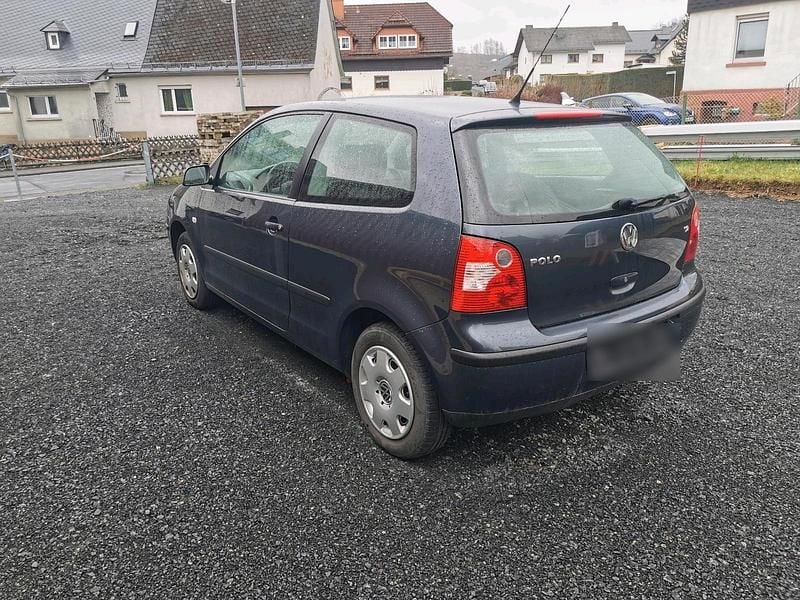 Gebraucht VW Polo 64 PS (47 kW) 2002 Grau Kleinwagen