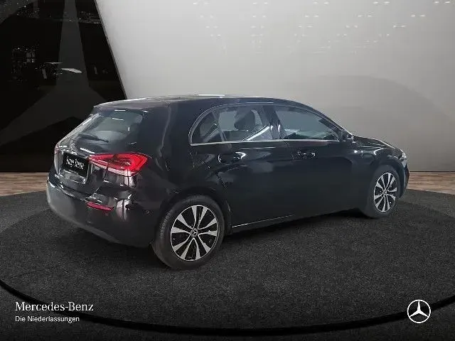 Gebraucht Mercedes A250 218 PS (160 kW) 2022