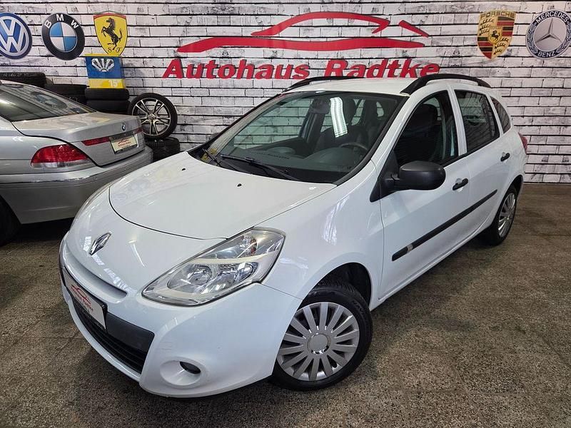 Weiß Gebraucht 2009 Renault Clio II Expression Limousine | 3.990 € (Teuer) - Bild 1/4