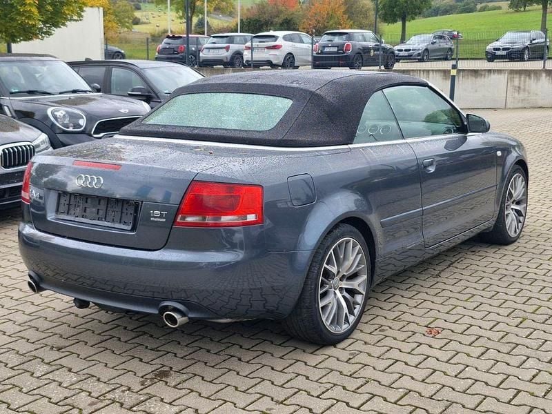 Gebraucht Audi A4 Cabriolet 163 PS (119 kW) 2009 Grau Cabrio