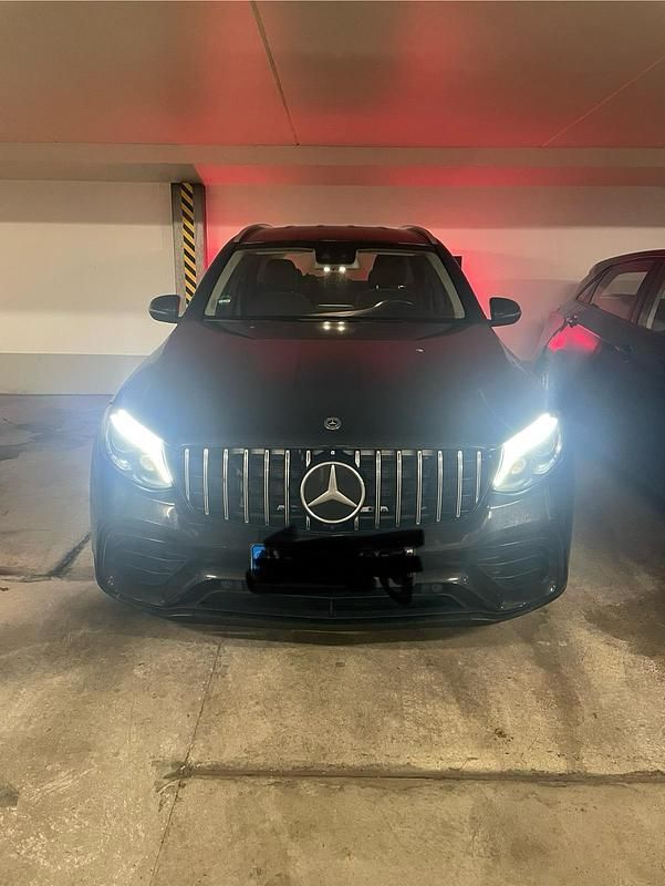 Gebraucht Mercedes GLC350 258 PS (189 kW) 2018 Schwarz SUV