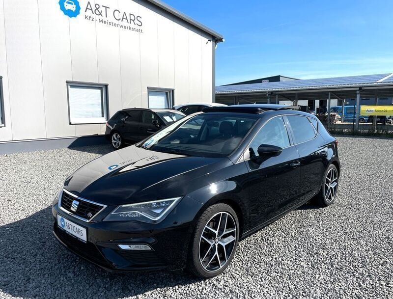 Schwarz Gebraucht 2019 Seat Leon FR Limousine | 15.990 € (Fairer Preis) - Bild 1/4