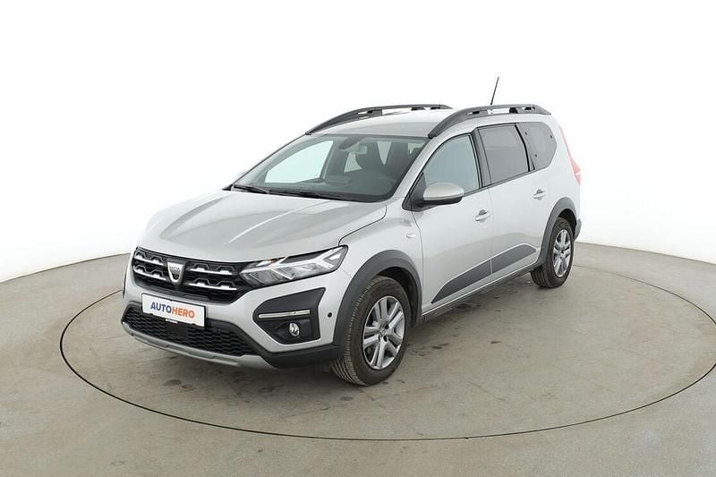Gebraucht Dacia Jogger Comfort 2023 Silber Van / Kleinbus