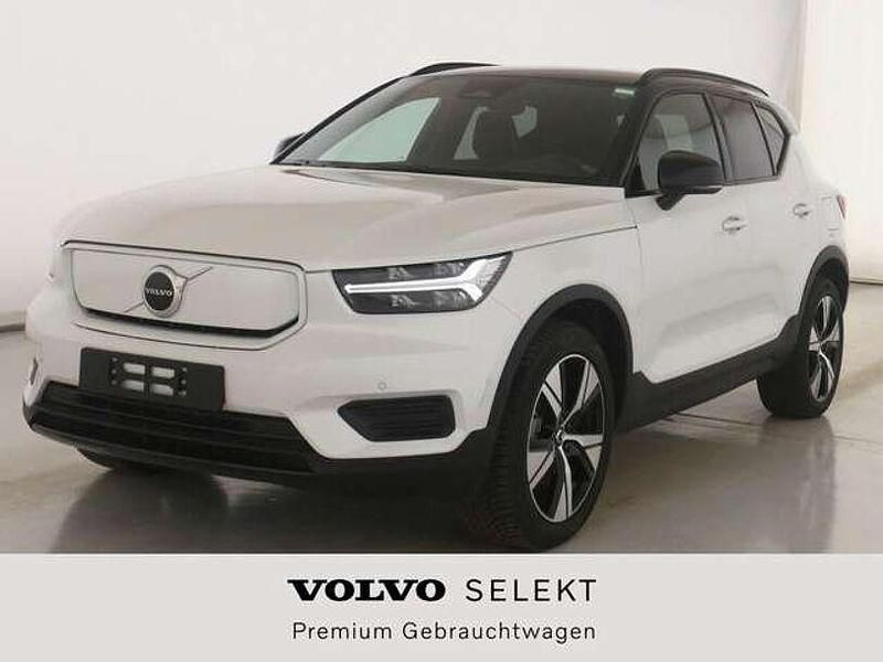 Crystal white pearl Gebraucht 2021 Volvo XC40 Plus SUV | 34.890 € (Etwas zu teuer) - Bild 1/4