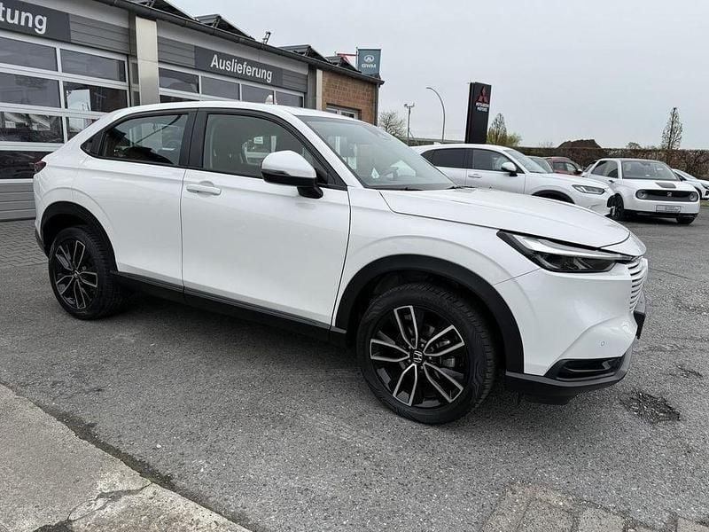 Gebraucht Honda HR-V Elegance 131 PS (96 kW) 2022 Platinum white SUV