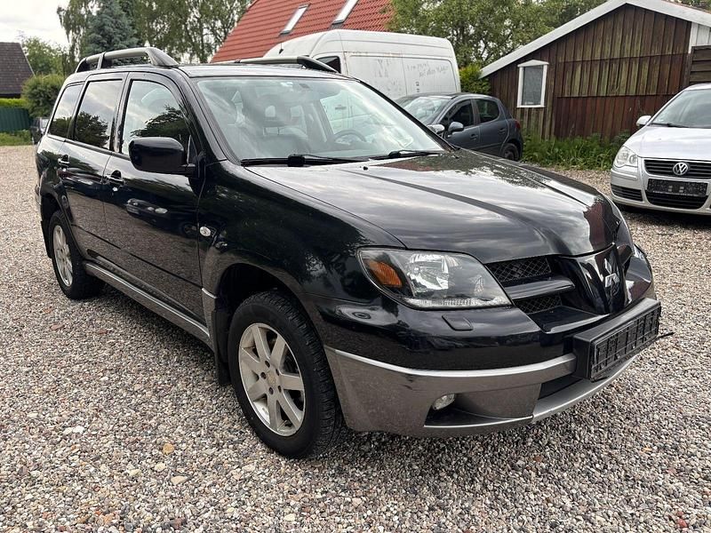 Schwarz Gebraucht 2003 Mitsubishi Outlander SUV | 3.350 € (Superpreis) - Bild 1/4