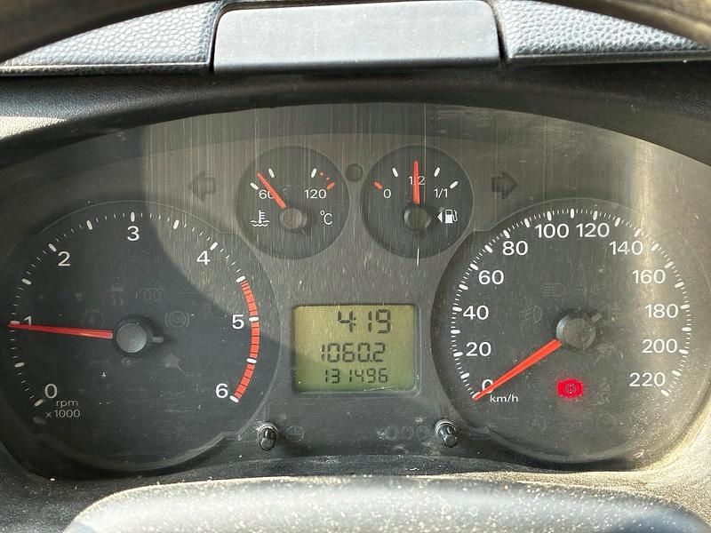 Gebraucht Ford Transit 100 PS (73 kW) 2013 Weiß Van / Kleinbus