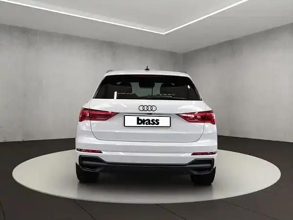 Gebraucht Audi Q3 Ambiente 150 PS (110 kW) 2025 Gletscherweiß metallic SUV