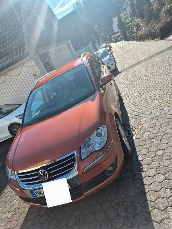 Gebraucht VW Touran Trendline 140 PS (102 kW) 2008 Orange Van / Kleinbus