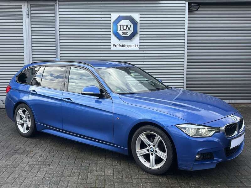 Estorilblau 2 metallic Gebraucht 2016 BMW 320 M Sport Kombi | 9.999 € (Superpreis) - Bild 1/4