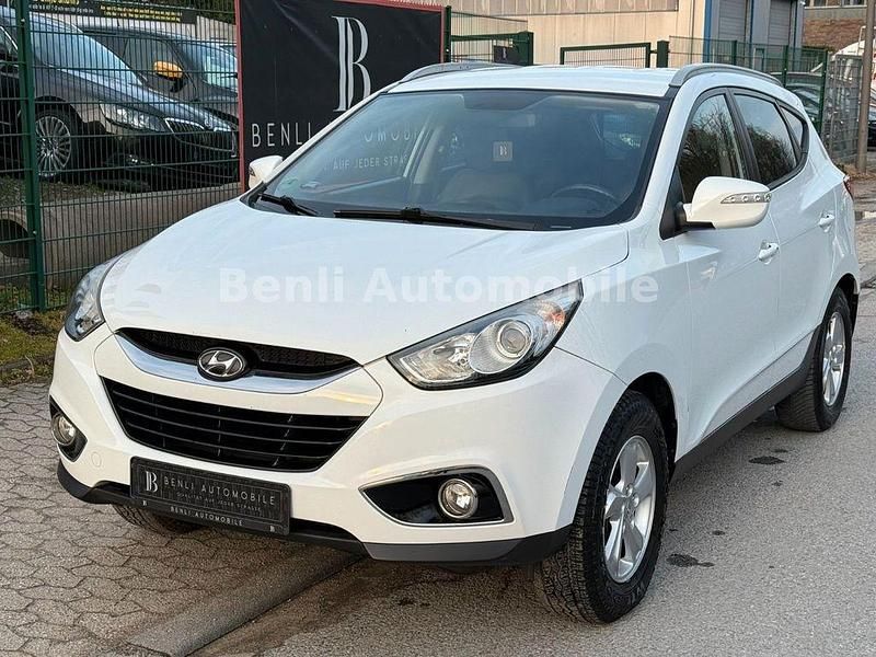Gebraucht Hyundai ix35 Style 163 PS (119 kW) 2010 Weiß SUV