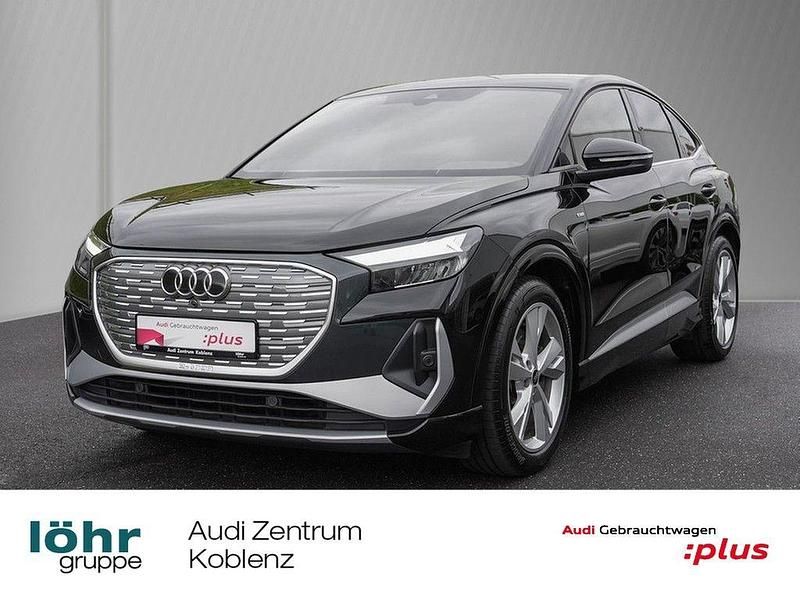 Mythosschwarz metallic Gebraucht 2022 Audi Q4 Sportback e-tron Comfort SUV | 26.980 € (Superpreis) - Bild 1/4