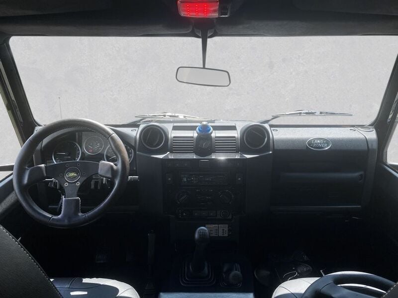 Gebraucht Land Rover Defender SE 122 PS (89 kW) 2015 Schwarz SUV