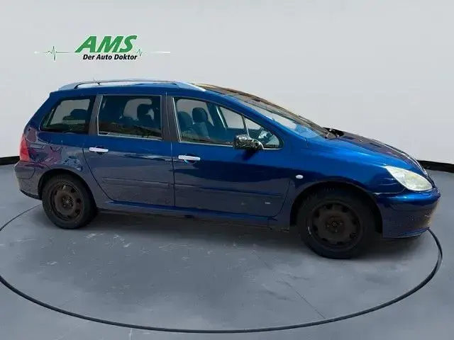 Gebraucht Peugeot 307 Premium 136 PS (100 kW) 2005 Blau Limousine