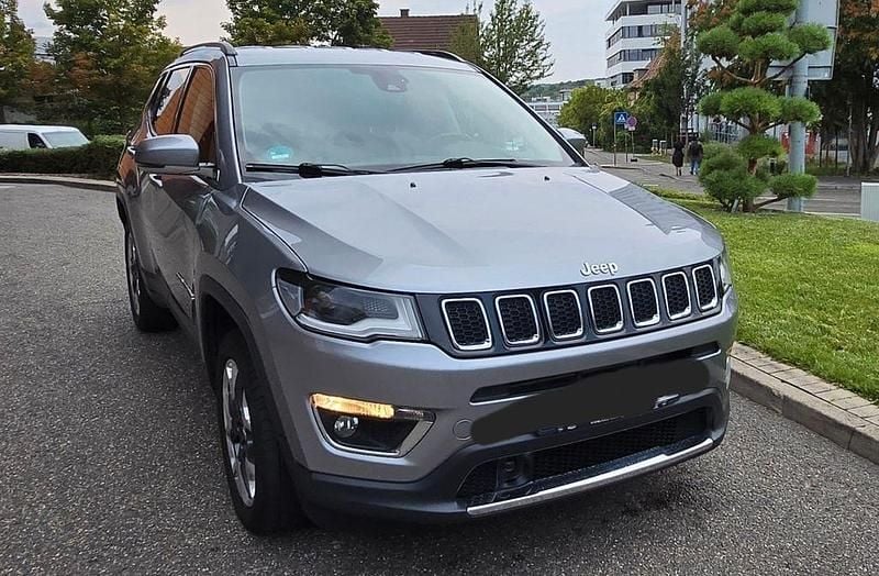 Silber Gebraucht 2018 Jeep Compass Limited SUV | 14.000 € (Guter Preis) - Bild 1/4