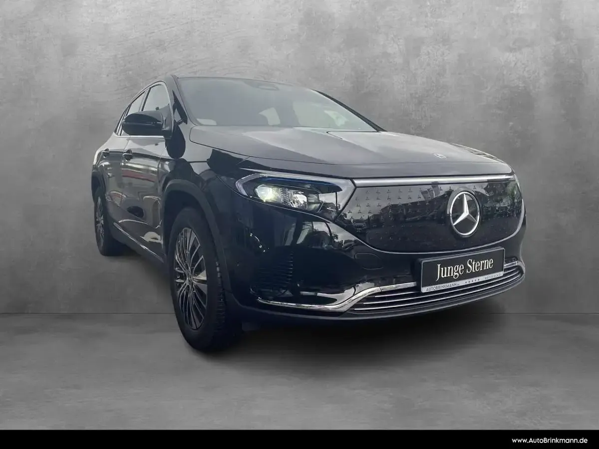 Gebraucht Mercedes EQA250+ Progressive 139 kW (190 PS) 2025 Schwarz SUV