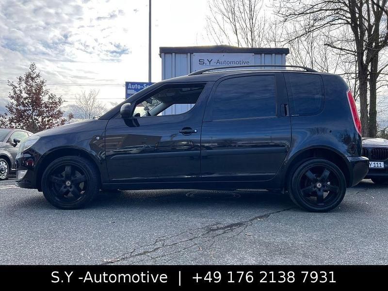 Gebraucht Skoda Roomster Plus Edition 105 PS (77 kW) 2013 Cerna magic/black magic Van / Kleinbus