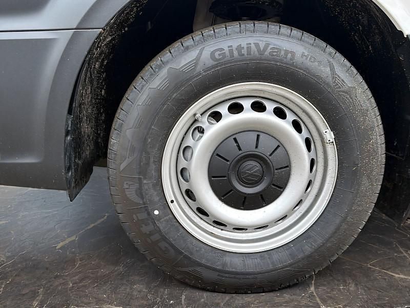 Neu VW Crafter 140 PS (102 kW) 2025 Weiß Van