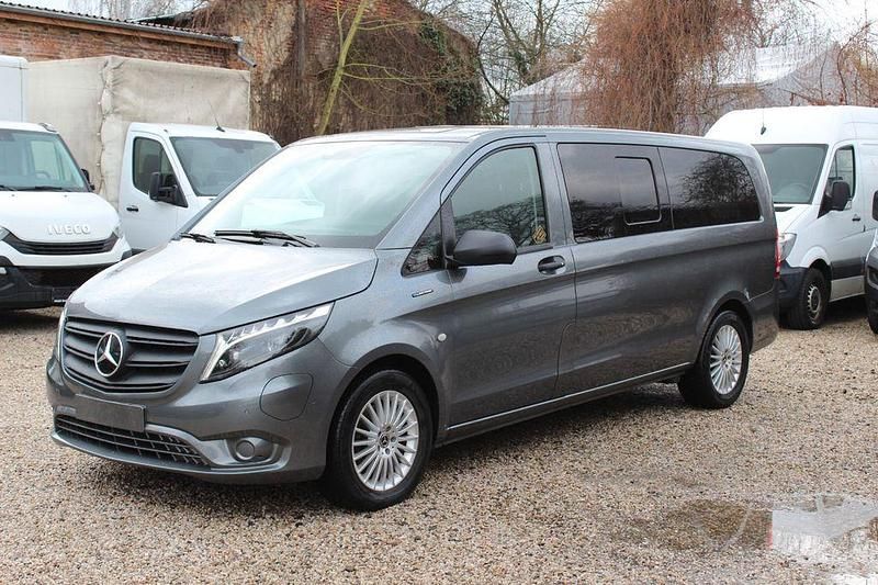 Gebraucht Mercedes e-Vito 150 kW (204 PS) 2022 Grau Van / Kleinbus