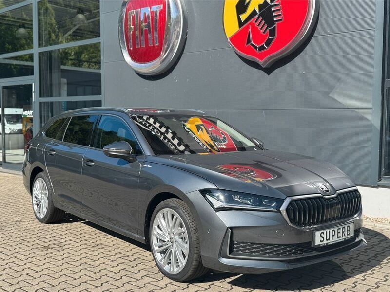 Grau Neu 2024 Skoda Superb LAURIN & KLEMENT Kombi | 49.990 € (Etwas zu teuer) - Bild 1/4