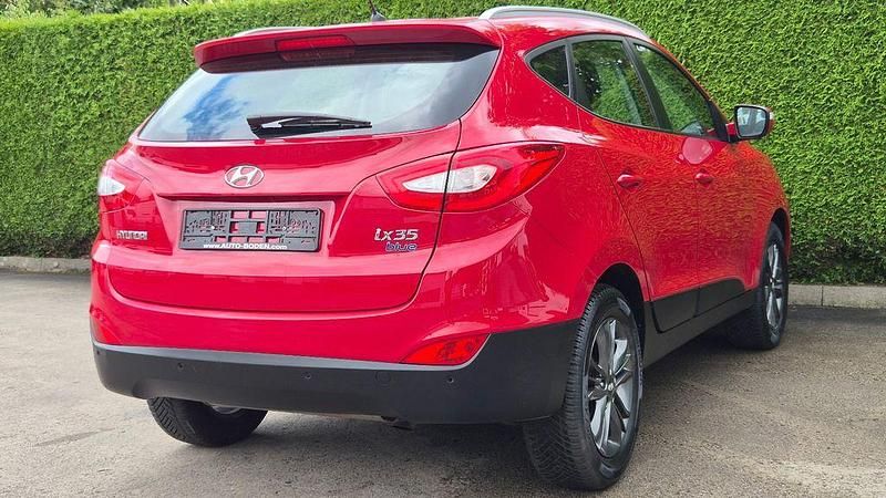 Gebraucht Hyundai ix35 135 PS (99 kW) 2015 Rot SUV