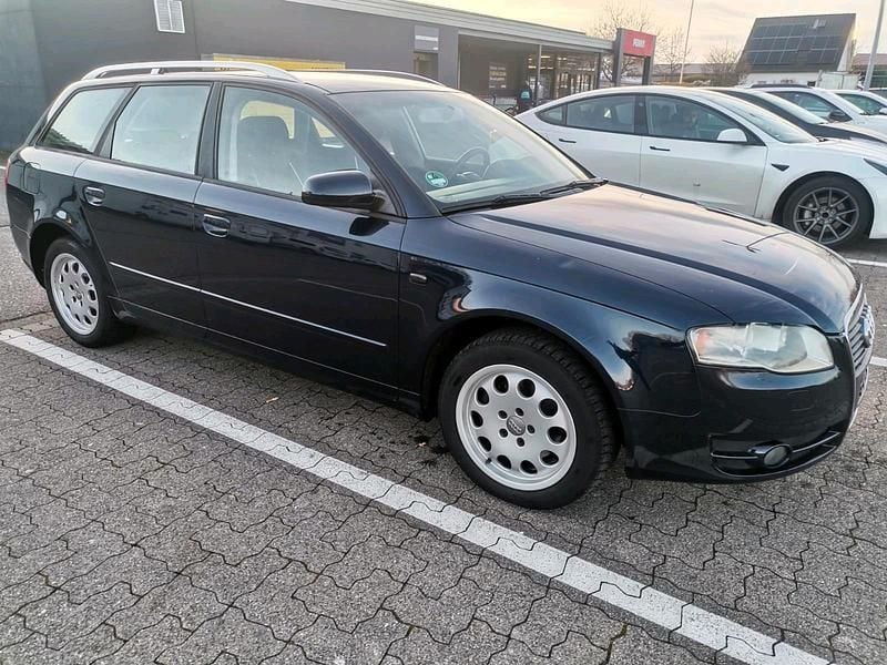 Gebraucht Audi A4 140 PS (102 kW) 2007 Blau Kombi