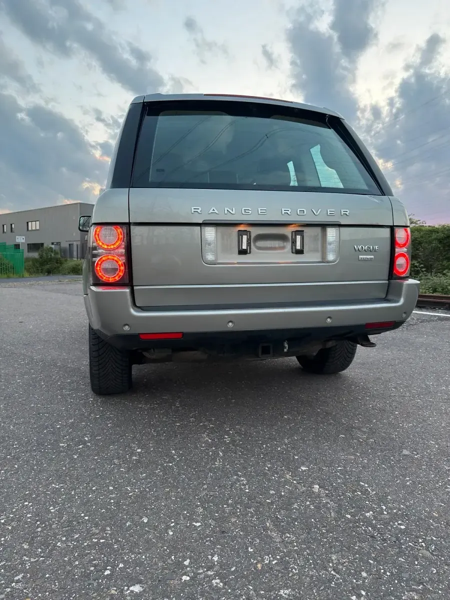 Gebraucht Land Rover Range Rover Vogue 313 PS (230 kW) 2011 SUV