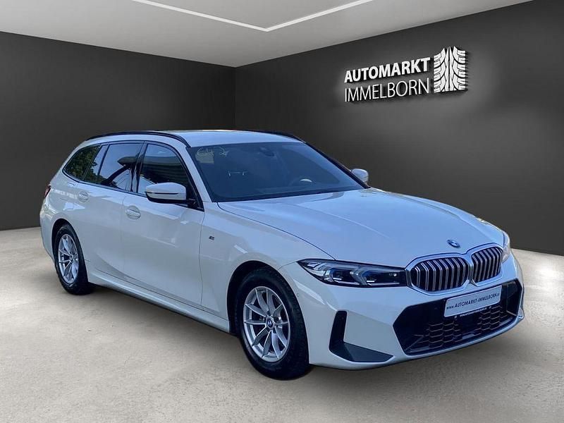 Weiß Gebraucht 2023 BMW 318 M Sport Limousine | 33.300 € (Guter Preis) - Bild 1/4