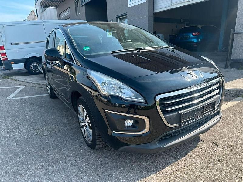 Gebraucht Peugeot 3008 Active 120 PS (88 kW) 2016 Schwarz perla nera/metal Van / Kleinbus